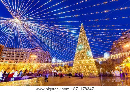 Beautiful Christmas Scene With Decorated Tree Outdoor, In Piata Revolutiei Square, Bucharest - Roman