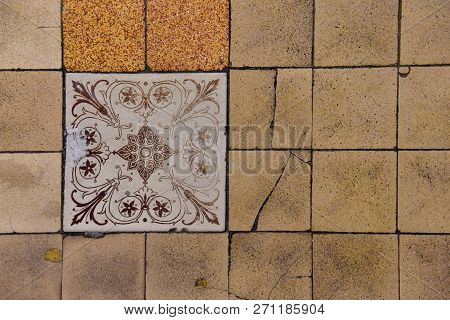 Old Tiles On The Floor With Patterns Old Vintade