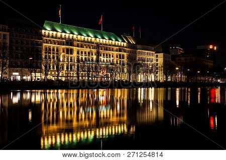 Hamburg, Germany - March, 2018: The Fairmont Hotel Vier Jahreszeiten Located On The Western Side Of 