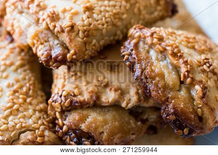 Pastries With Tahini And Sesame / Tahinli Corek