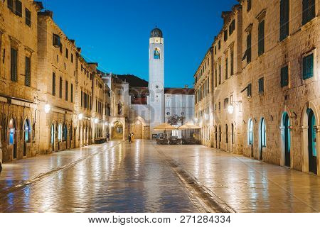Classic Panoramic View Of Famous Stradun, The Main Street Of The Old Town Of Dubrovnik, In Beautiful