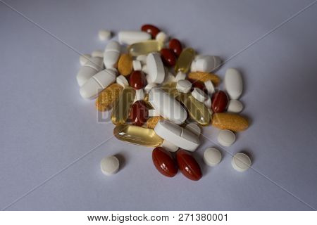 Multivitamins, Lutein, Calcium, Vitamin K And Fish Oil Pills