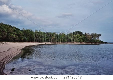 Lolits Village, Espiritu Santo Island / Vanuatu - Aug 10 2016 : Beautiful Stunning Tropical Paradise