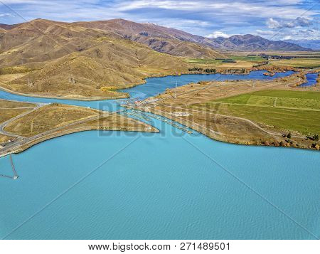 The Beautiful Lake Ruataniwha