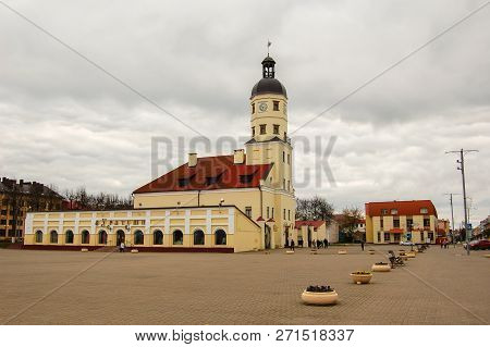 Nesvizh, Belarus. 29-04-2017. Nesvizh Ancient City In Belarus, City Hall In The City Center