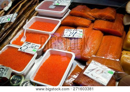 Fish Market, Fresh Fish In Street Market, Fresh Fish, Social Issue, Fish Market Street Market.