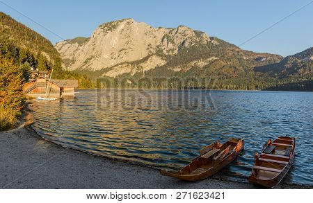 Idyllic Autumn Scene In Altaussee Lake . Location:  Spa Resort Altaussee, Liezen District Of Styria,