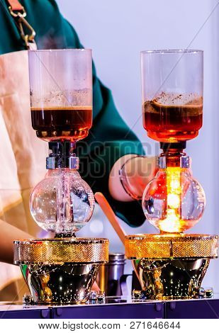 Showcase Syphon Coffee Maker By Syphonist.