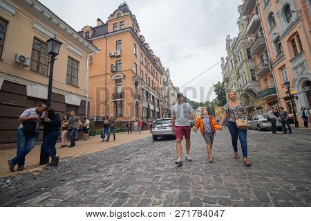 Kiev, Ukraine - August 09, 2018: Residents Walk On Andreevsky Descent Street - The Historic Part Of 