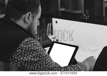 Sommelier, Cavist. Training In School Sommelier. Wine School. Wine Tasting. Tinted.
