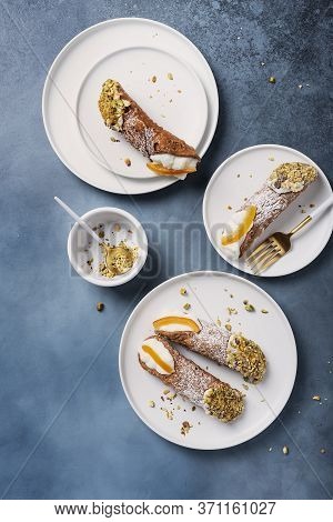 Traditional Italian Dessert Cannoli Siciliani