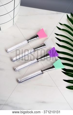 Selicon Brush For Face Mask And Cream