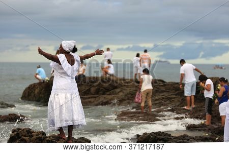 Salvador, Bahia / Brazil - February 2, 2016: Candomble Supporters And Supporters Greet The Yemanja O