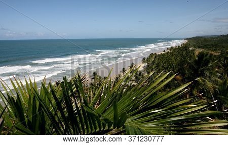 Itacare, Bahia / Brazil - January 12, 2012: View Of The Havaizinho Beach In Itacare. The Place Is Be