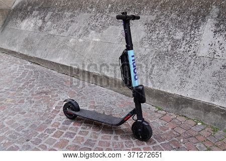 Bordeaux , Aquitaine / France - 10 06 2019 : Motorised Electronic Scooter In Urban Environment