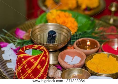 Happy Diwali - Fruits In Plate For Diwali Pooja On Deepawali, Diwali Pooja Plate
