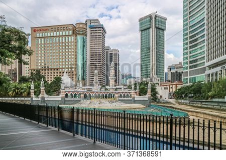 Kuala Lumpur, Malaysia - November 28, 2019: Panoramic View Of River Of Life Kolam Biru Water And Leb