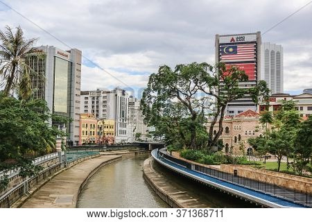 Kuala Lumpur, Malaysia - November 28, 2019: Panoramic View Of River Of Life Kolam Biru Water And Leb