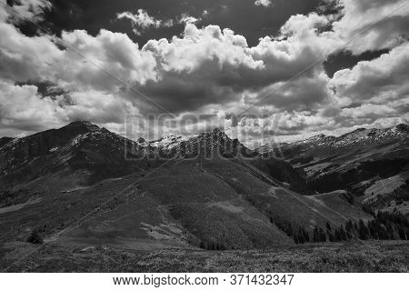 Switzerland Alps Graubuenden Mountain Scenery Piz Beverin