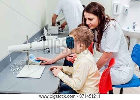 Orthoptics. Pleoptics. Doctor Explains How To Use Ophthalmic Equipment.