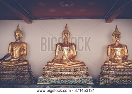 Buddha Statue Golden Meditation In Wat Phra Chetuphon Wimonmungklaram (wat Pho) The Landmark Of Bang