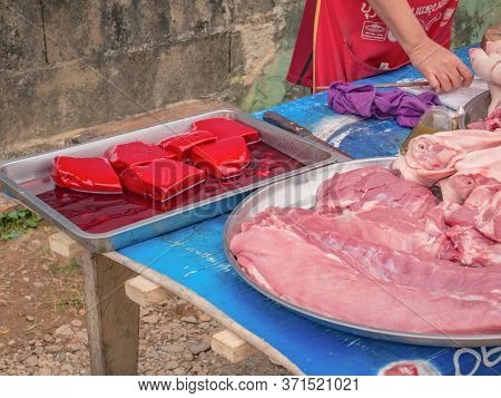 Vangvieng/lao-5 Dec 2017:unacquainted Local People Open The Stall And Selling Raw Pork On The Road A