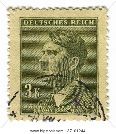 เยอรมนี - เซอร์กา 1937: แสตมป์พิมพ์ในเยอรมนีแสดงภาพของ Adolf Hitler Ge ที่เกิดที่ออสเตรีย