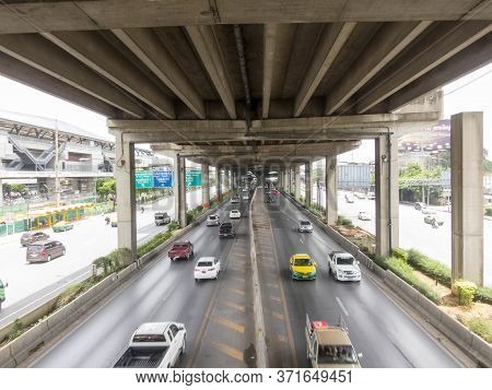 Vibhavadi-rangsit Road Bangkok,thailand-08 August 2018: The Route To Rangsit Is Outside The City. On