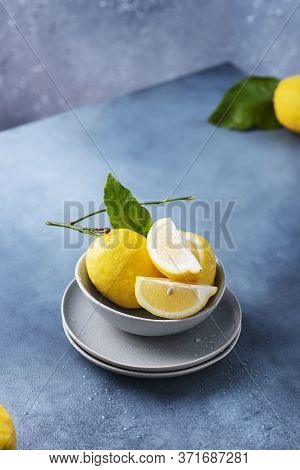 Fresh Sicilians Lemons