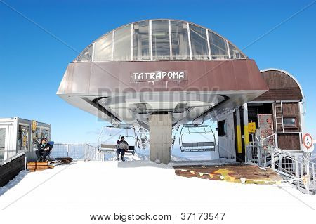 Jasna-Mart 15: Jasna düşük Tatras Tatrapoma teleferik istasyonu. O Slov en büyük kayak merkezidir