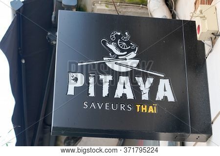 Bordeaux , Aquitaine / France - 01 22 2020 : Pitaya Logo Sign French Thai Street Food Buoyant And In