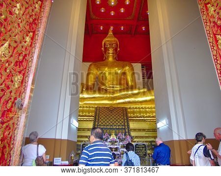 Ayutthaya Thailand-28 February 2019:wihan Phra Mongkhon Bophit In Ayutthaya That Has Been Well Resto