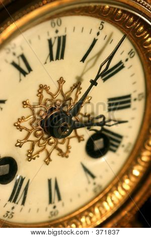 antike Uhr