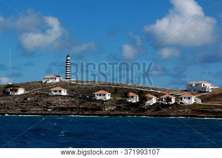 Caravelas, Bahia / Brazil - October 22, 2012: Island View In The Abrolhos Marine Park, In Southern B
