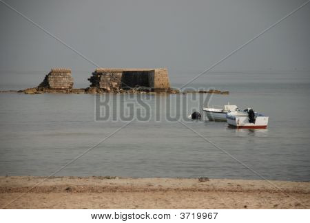 Desintegração paredão com dois barcos
