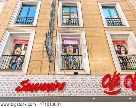 Madrid, Spain - 06 February, 2023: Statues Of Famous Artists In A Gift Shop In The Preciados Street.