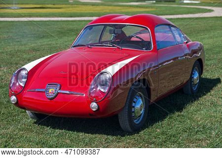Chantilly, France - September 03 2016: The Fiat-abarth 750 Is A Compact Sporting Series Of Automobil