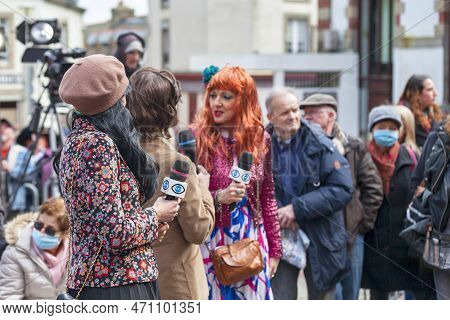 Douarnenez, France - February 27 2022: Regional Reporters In Disguise During The Carnival Of Les Gra