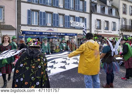 Landerneau, France - April 03 2022: Huge Flag Of Brittany (gwenn Ha Du) Spread By Members Of A Celti