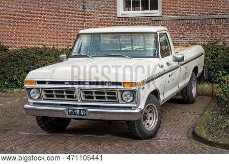 Leiden, South Holland, The Netherlands,19.02.2023, Vintage Ford F250 From 1977, The Sixth Generation