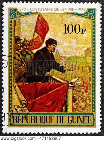 Republic Guinee - Circa 1970: Stamp Printed In The Republic Guinee Shows Lenin - The Founder Of The 