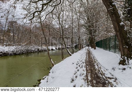 Winter Landscape With Snow. Beautiful Park With Trees - Straznice - Czech Republic