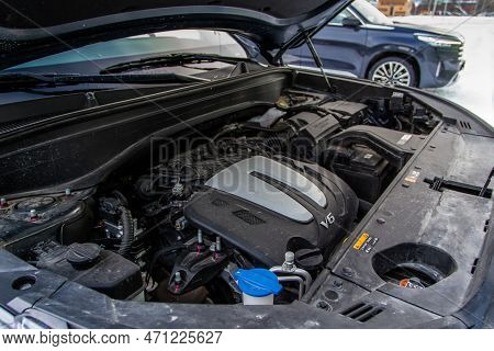 Moscow, Russia - December 18, 2021 Hyundai Palisade (lx2) Engine. Suv Car With Open Hood. Car Engine
