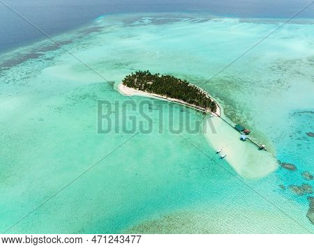 Tropical Island With Palm Trees And Sandy Beach. Onok Island, Balabac, Philippines.