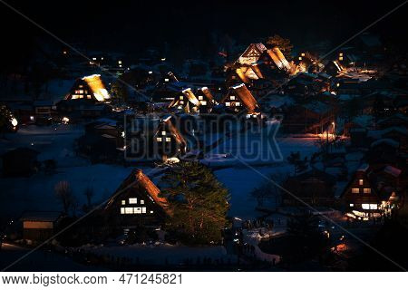 A Image Of Japanese Village In Snow