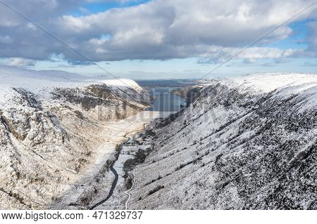 The Snow Covered Glenveagh Mountains And Glen In County Donegal - Republic Of Ireland