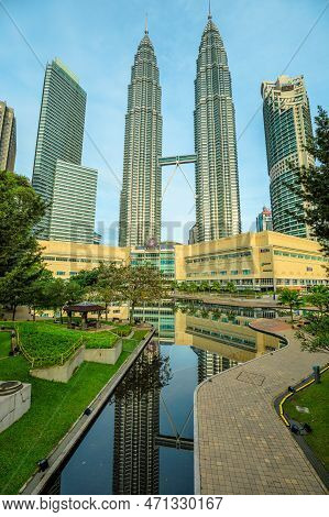 Kuala Lumpur, Malaysia - January 2023: Petronas Twin Towers Are Renowned For Their Height Of 1, 483 