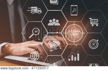 Target Customer, Buyer Persona, Customer Behavior Concept. Marketing Plan And Strategies. Personaliz