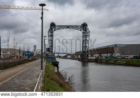 Neder-over- Heembeek, Brussels, -  Belgium - Feb. 19 2023 - The Broken Buda Bridge Over The Canal Wi