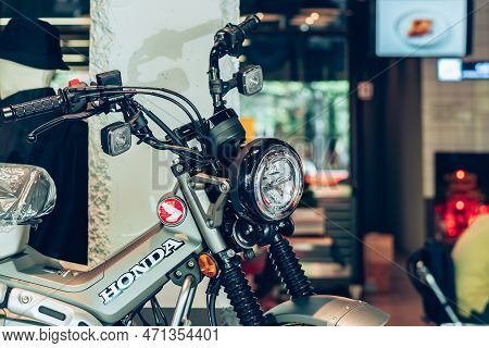 Nakhon Pathom,thailand-january 7, 2023 : View Of Honda Super Cub C 125 Motorcycle Classic 125Cc. Col